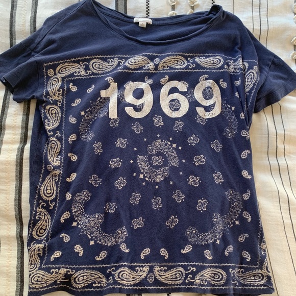 GAP Tops - “1969” GAP TEE